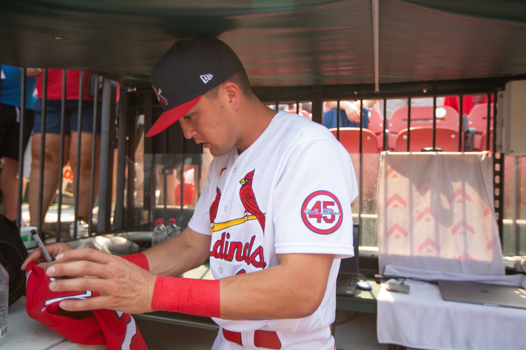 Cardinals take on Reds